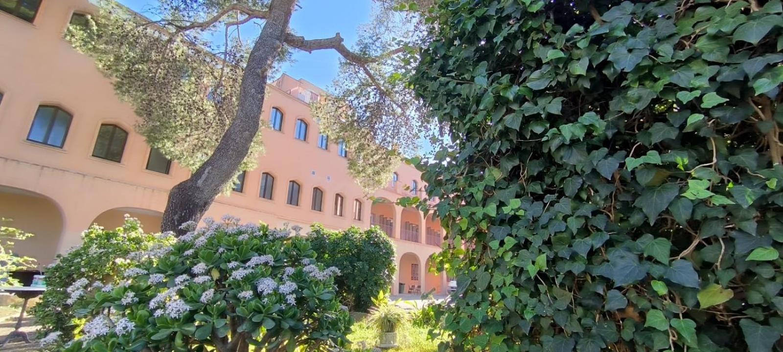 Albergue Rosa Molas Arrabal de Jesus Bagian luar foto